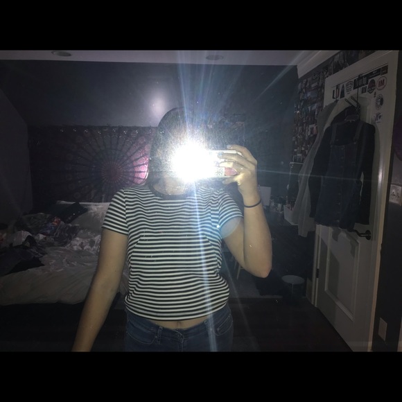 Striped top - Picture 2 of 2